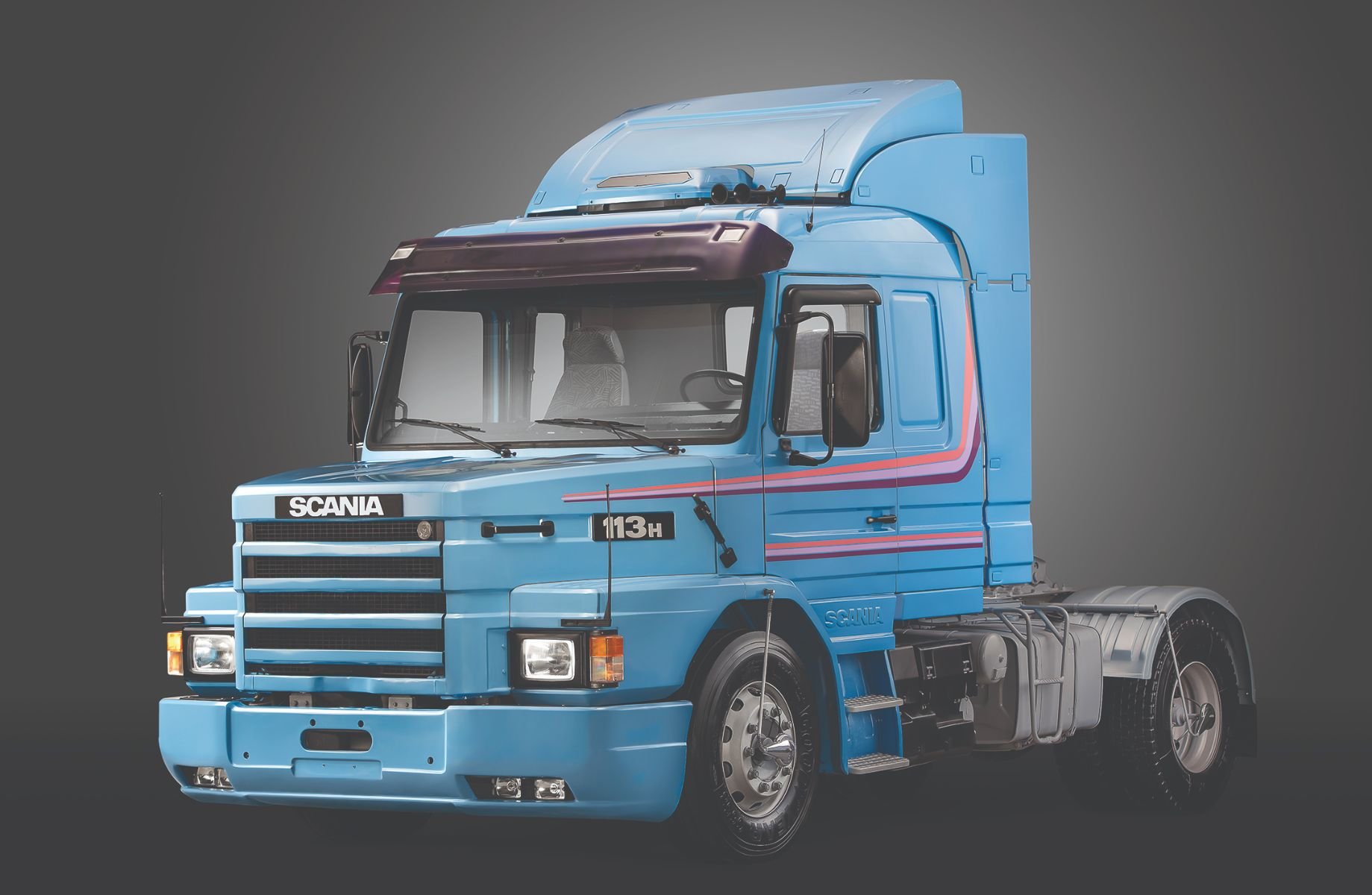 Scania R 450 Azul Modificada em 2023