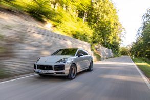 Carros de luxo tiveram baixa desvalorização ao longo de 2022