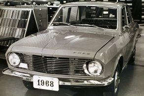 ford corcel 1968 4 portas de frente