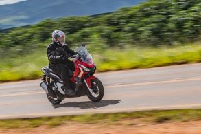 scooter honda adv 150 impressoes 12