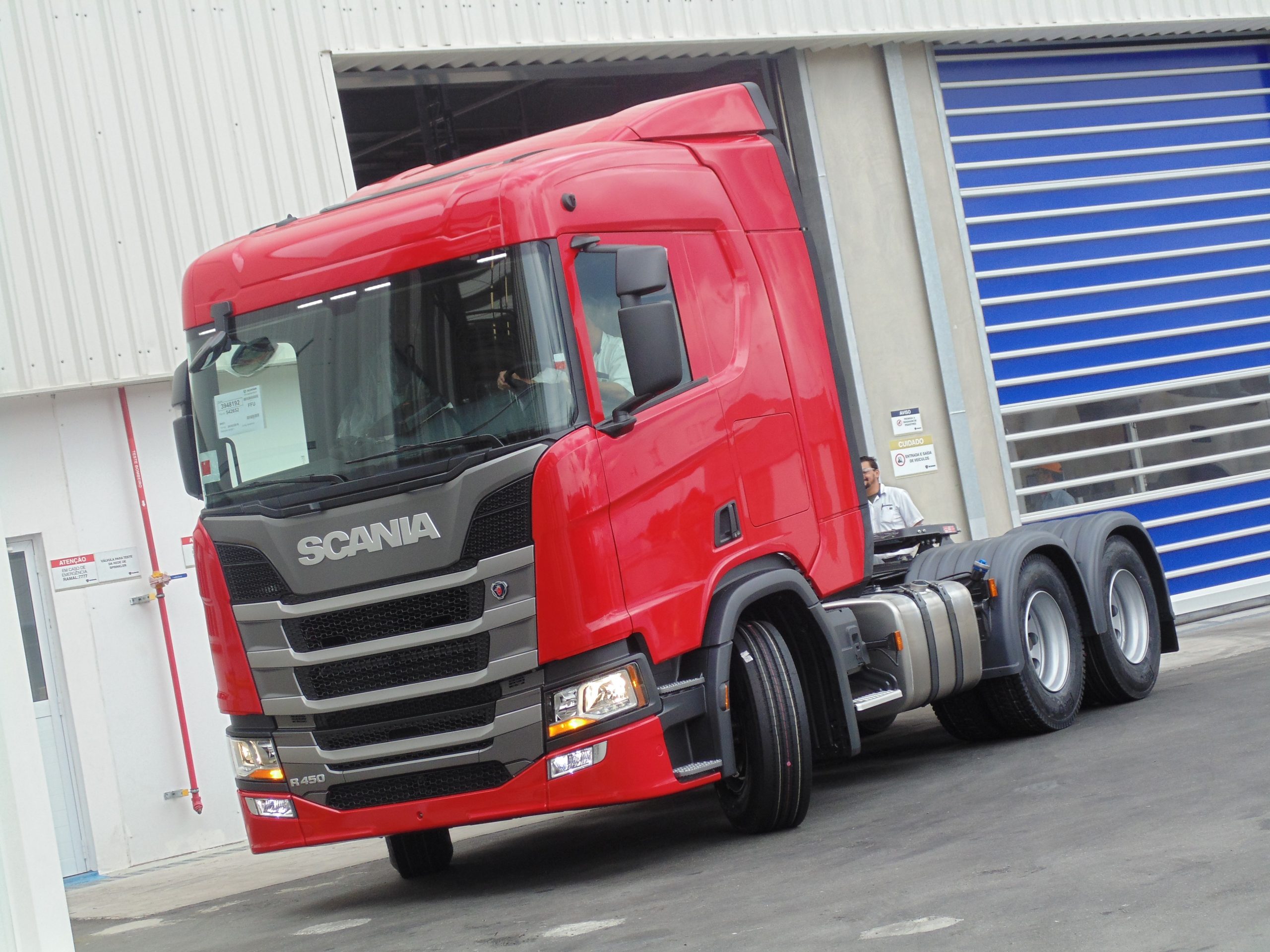 scania r450 6x2