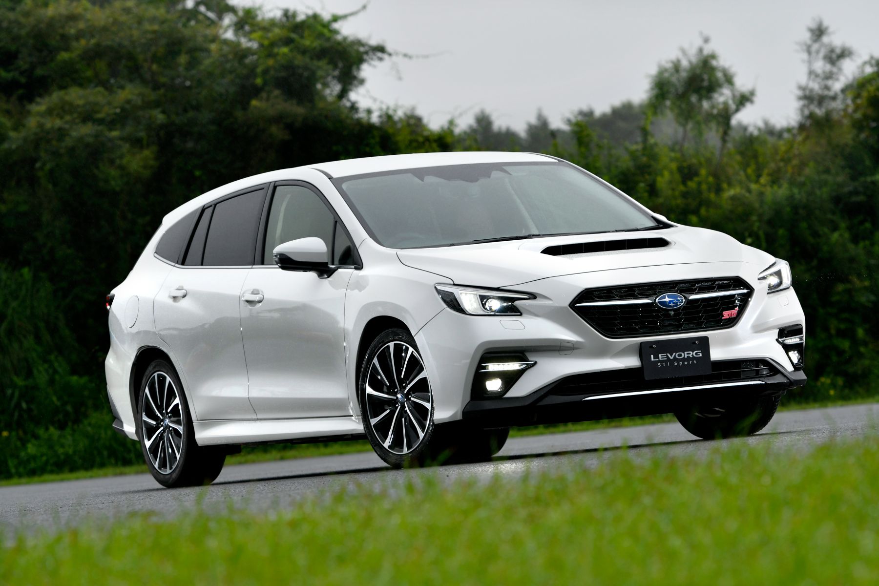 subaru levorg sti sport frente