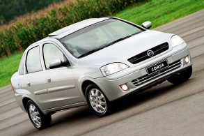 chevrolet corsa sedan 1 8 2002 frente teto solar