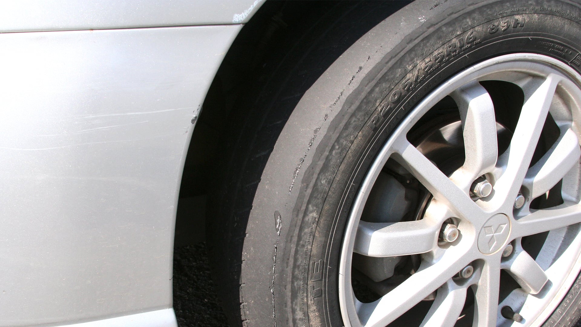 Atente-se aos pneus antes de pegar o carro para viajar