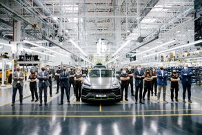 celebracao da unidade 15000 do lamborghini urus na fabrica de santa agata bolognense italia