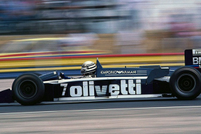 A Brabham BT55 é considerado uma irmã da McLaren MP4/4