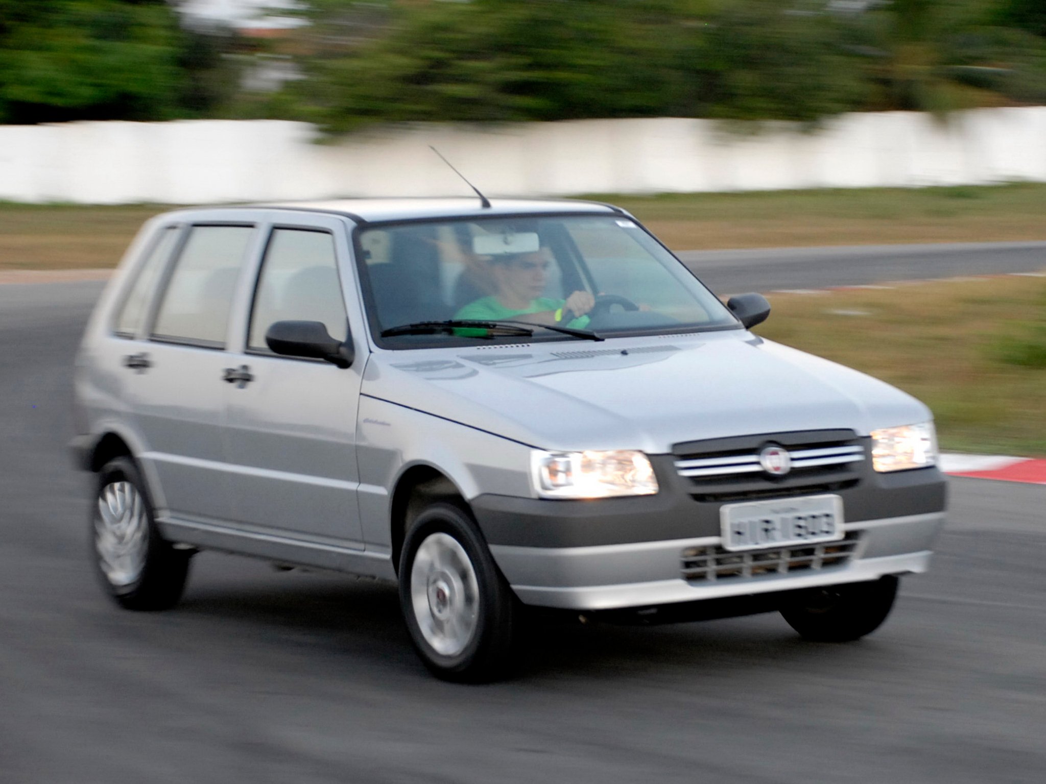 Carros na Web, Fiat Uno Mille Fire 1.0 2008