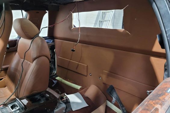 bentley continental flying spur transformado em picape interior