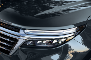 teaser chevrolet equinox farol detalhe