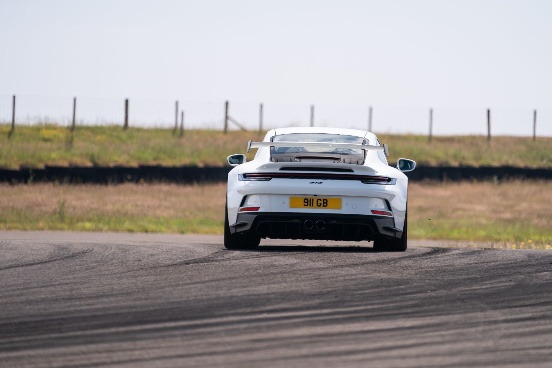 Porsche 911 GT3 RS: precisa de mais potência ou já tá insano assim