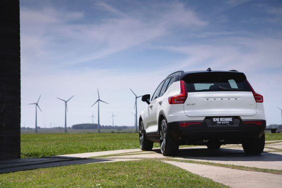 xc40 recharge pure electric fabio aro 2