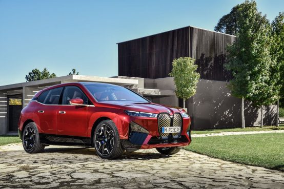 BMW inicia a pré venda do SUV elétrico iX partindo de R 655 mil