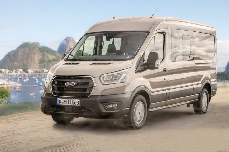 Ford Transit está de volta ao mercado brasileiro