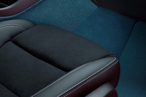interior do volvo c40 recharge com materiais reciclaveis