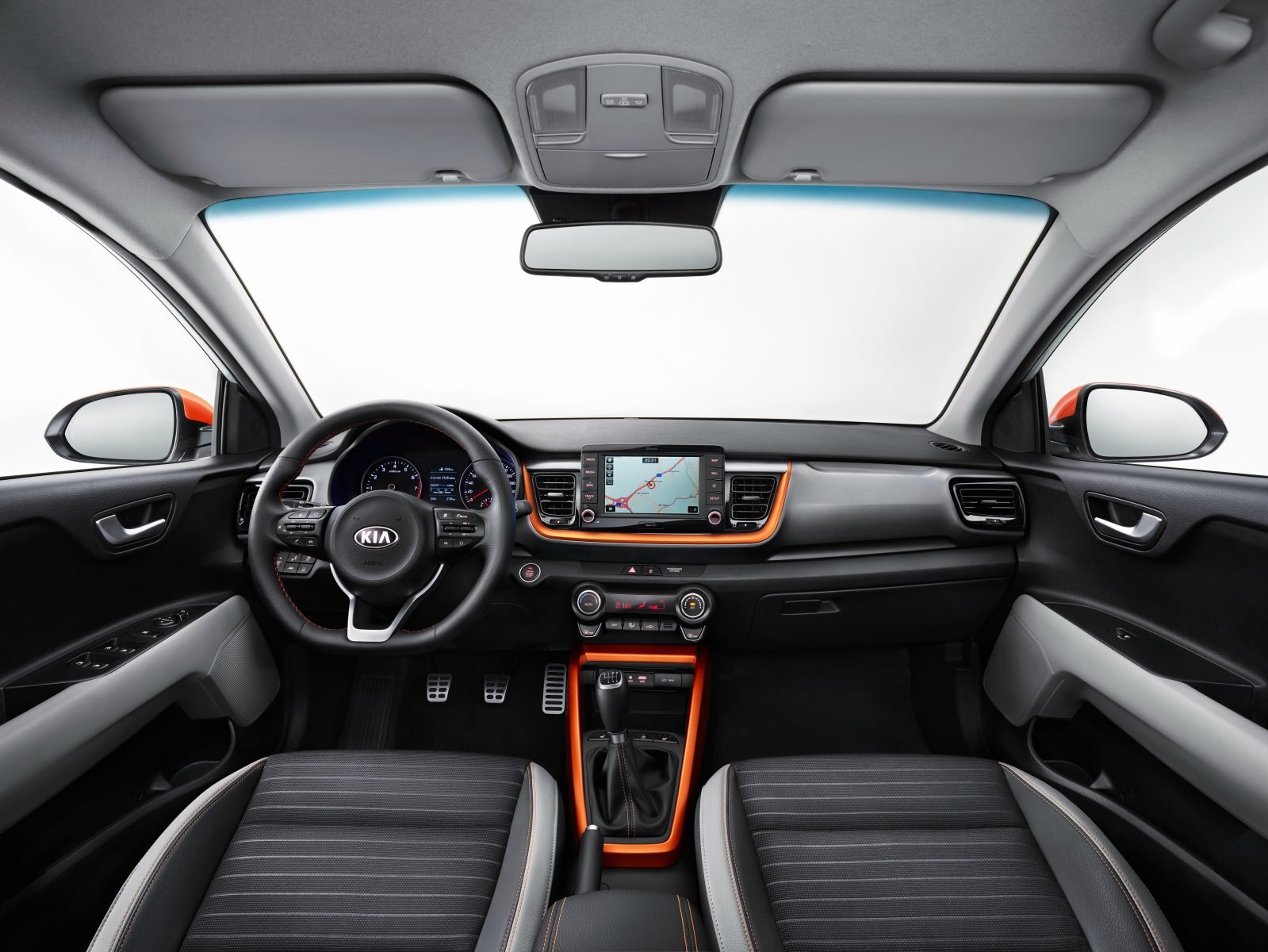 interior_kia_stonic-1599x1200.jpg