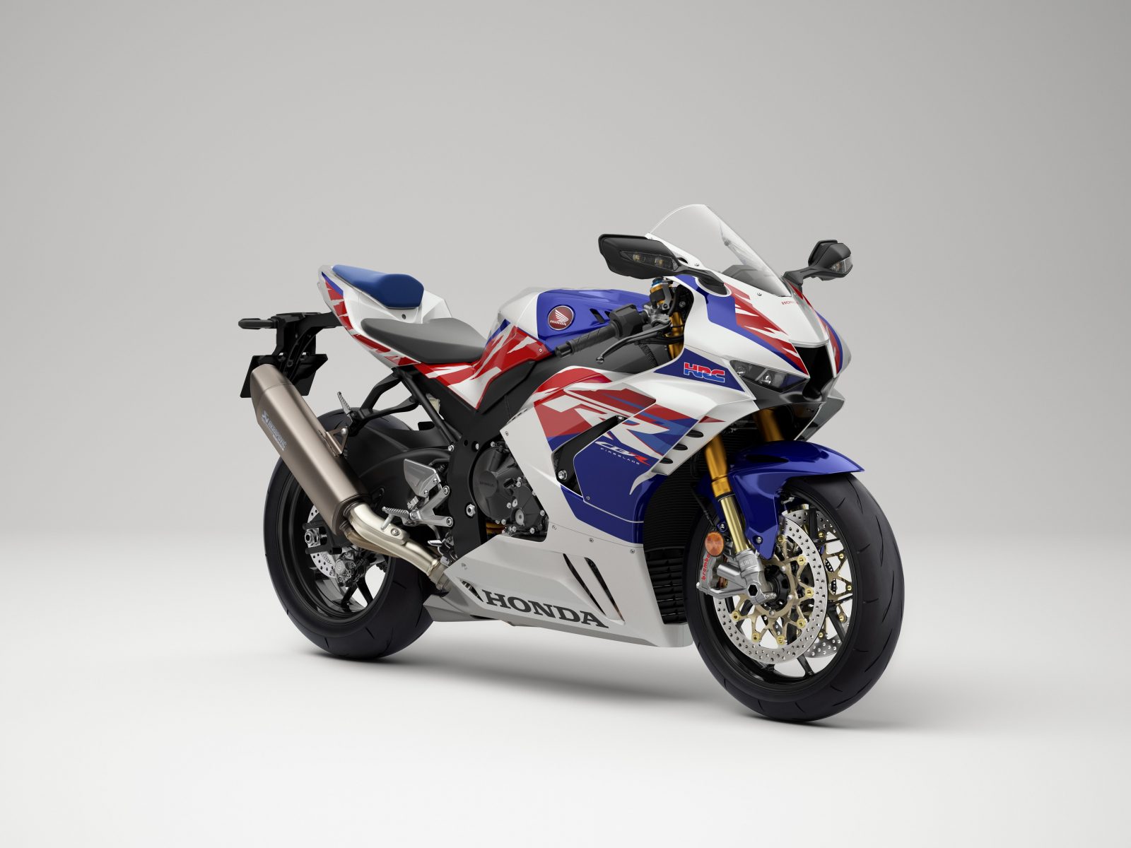 salao-de-milao-2021-1.-honda-cbr-1000-rr-r-fireblade-30-anos-1-1600x1200.jpg