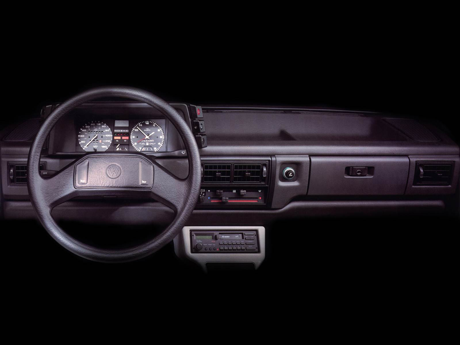 volkswagen voyage novo interior 1988 com painel satelite