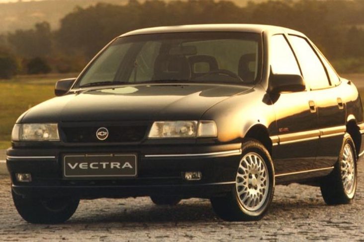chevrolet vectra a cd azul de frente