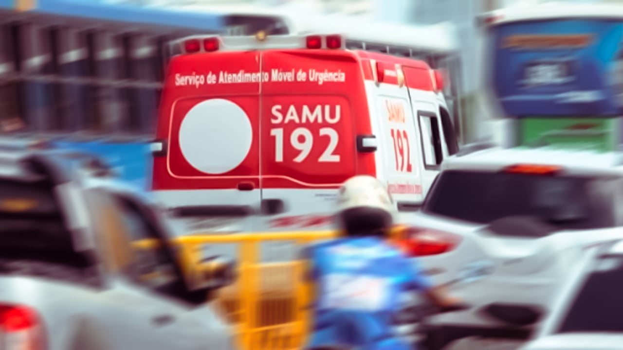 Renovação de CNH: motoristas de ambulância e carros de salvamento podem ser isentos