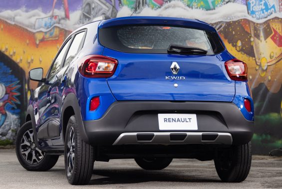 renault kwid outsider 2023 azul traseira