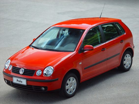 volkswagen polo 2002 vemelho dianteira visto de cima