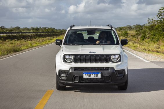 jeep renegade 2022 sport 2