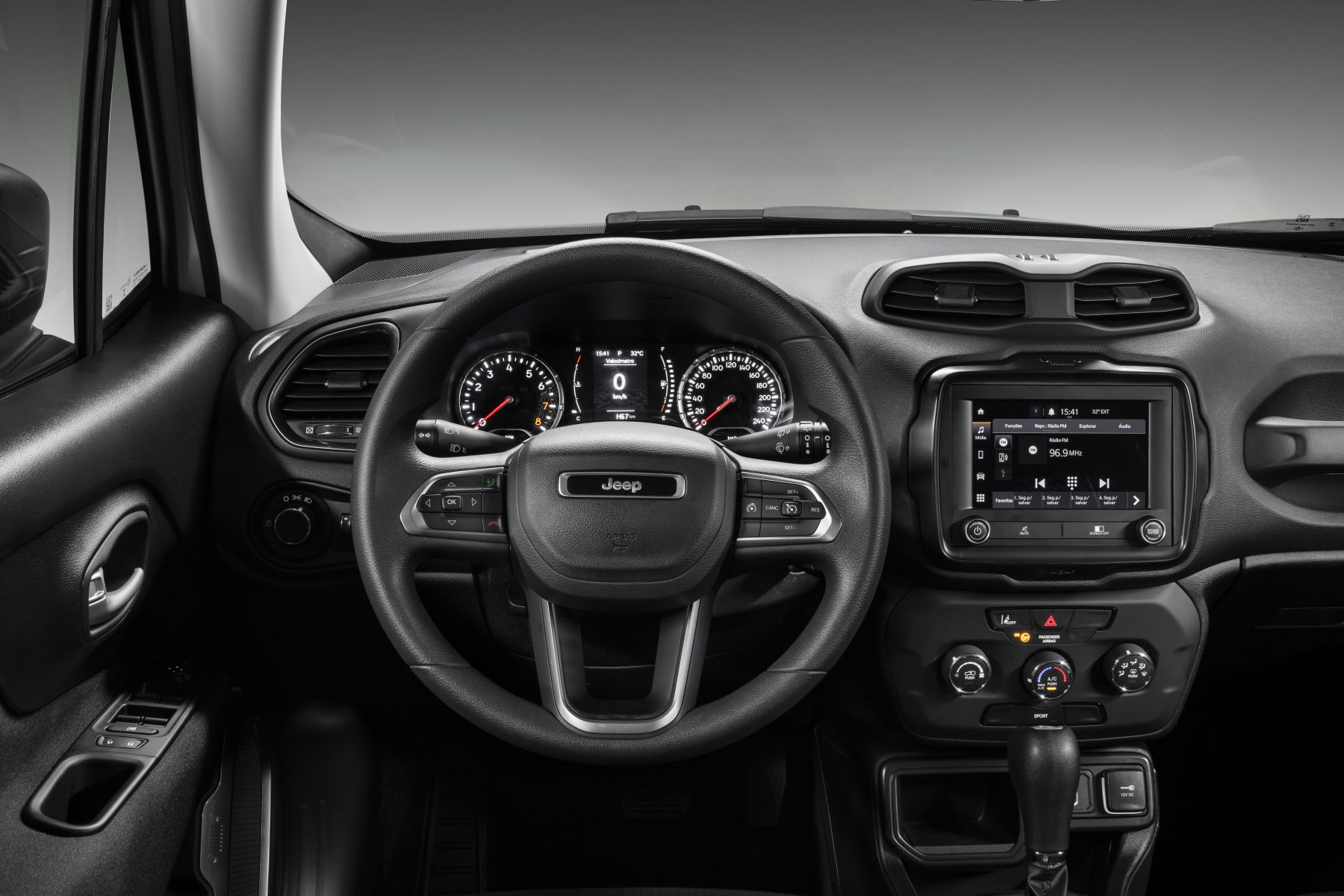 jeep-renegade-2022-sport-5-1800x1200.jpg