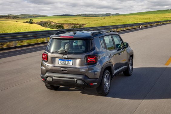 jeep renegade longitude 2022 32