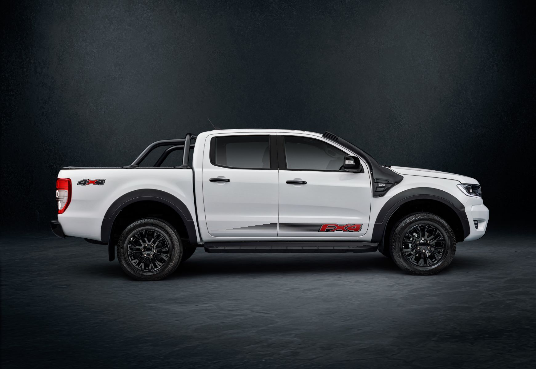 Ford amplia a gama da Ranger com nova versão FX4