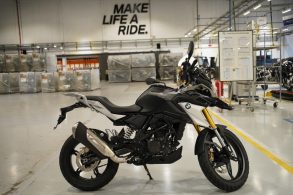 Esse exemplar de G 310 GS foi o veículo 50 mil produzido na planta de Manaus