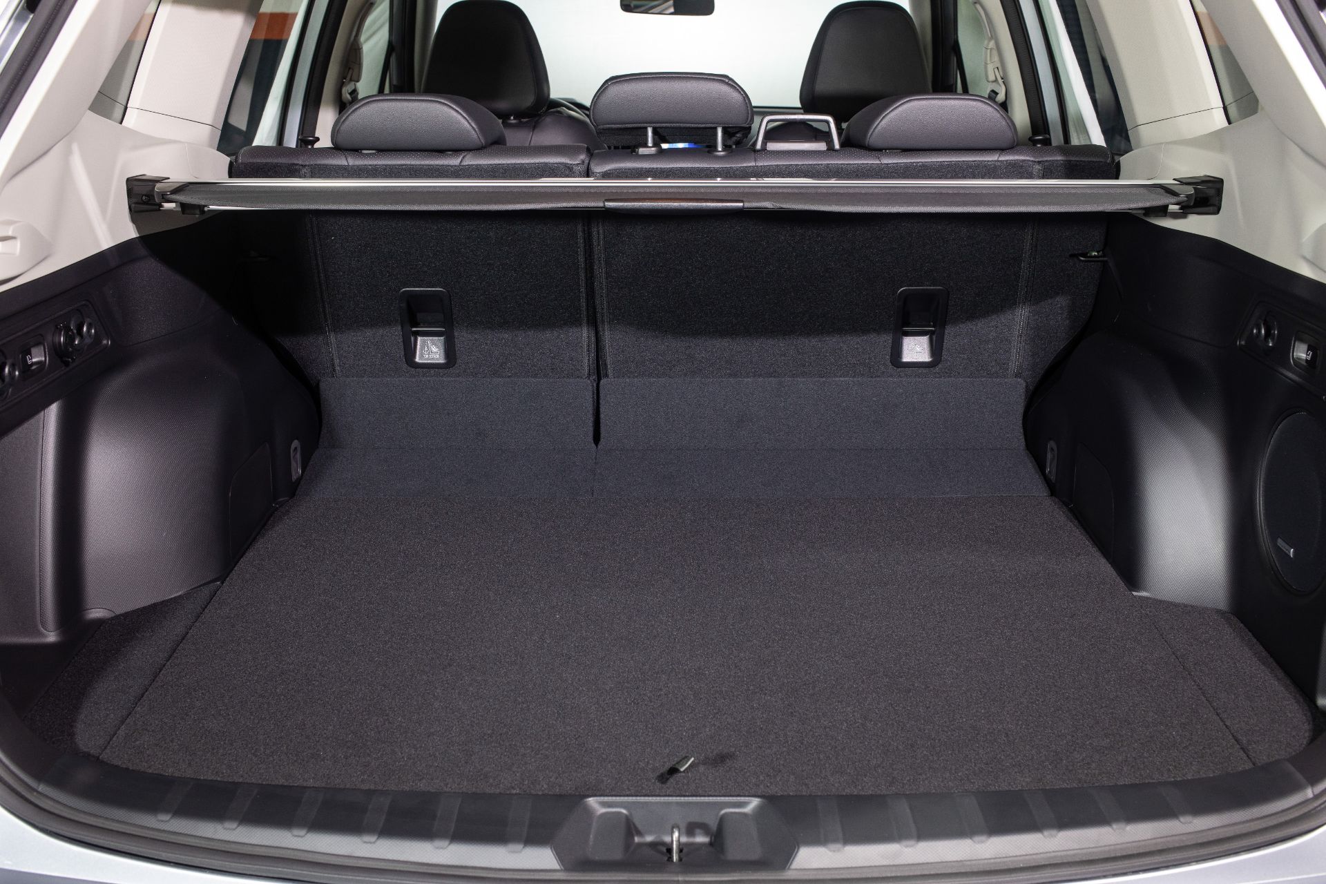 subaru-forester-e-boxer-porta-malas.jpg