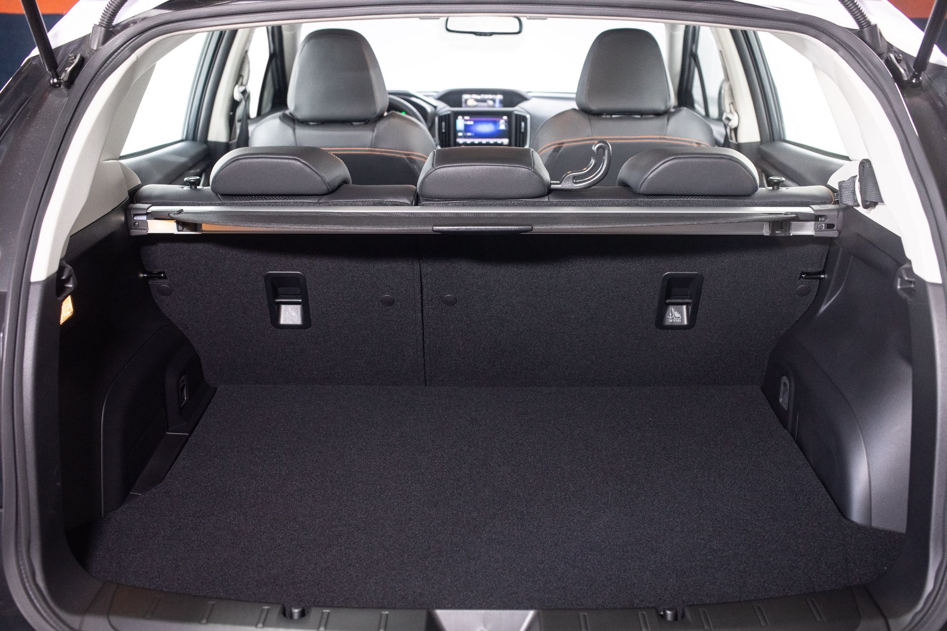 subaru-xv-e-boxer-interiorporta-malas.jpg