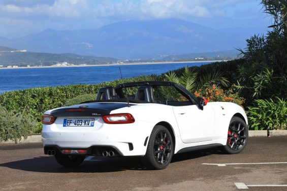 abarth 124 spider 86