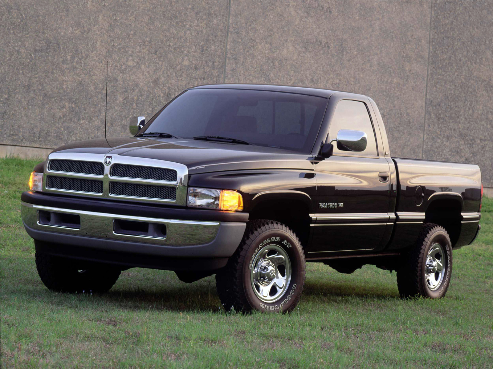 dodge ram 1500 regular cab 5