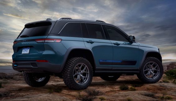 jeep grand cherokee trailhawk phev concept back