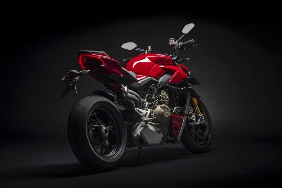 ducati streetfighter v4s 1