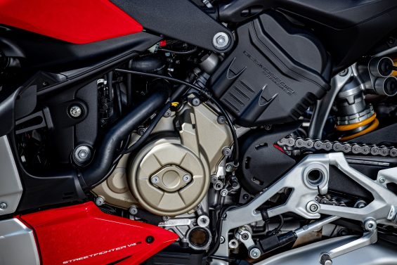 ducati streetfighter v4s 10