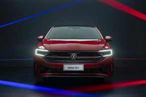 volkswagen jetta gli vermelho dianteira