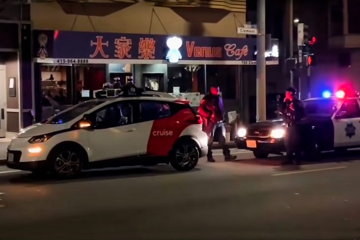 Chevrolet Bolt autônomo foi abordado pela polícia de São Francisco