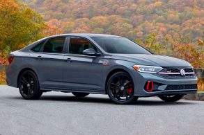 Volkswagen Jetta GLI é o esportivo mais barato do Brasil