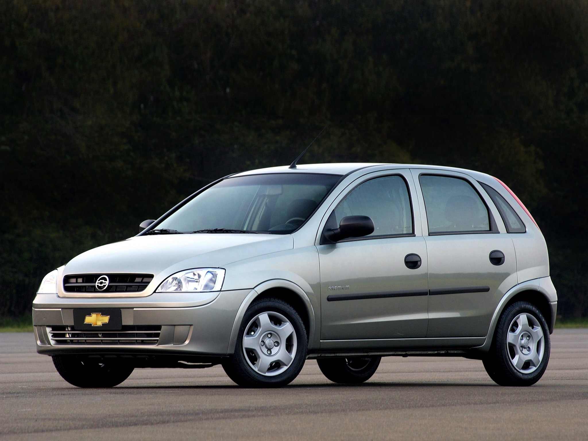 chevrolet corsa 5 door 48