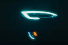 tease bmw m2 com imagens de tesla model s