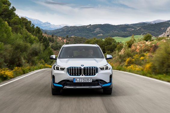 bmw x1 branca frente grade