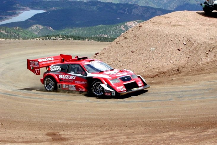 suzuki escudo pikes peak 4