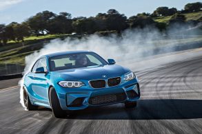 bmw m2 2015 azul derrapando movimento drift