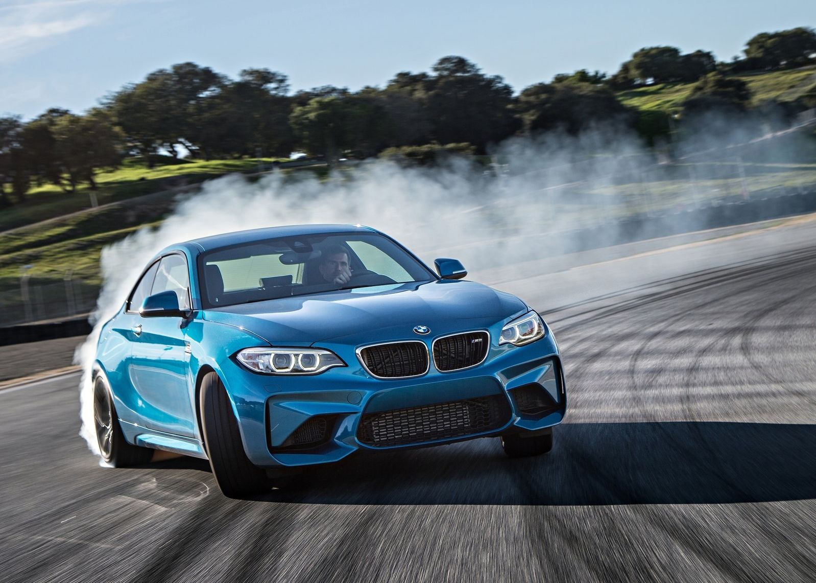 Auto Esporte - BMW transforma carro de corrida em obra de arte