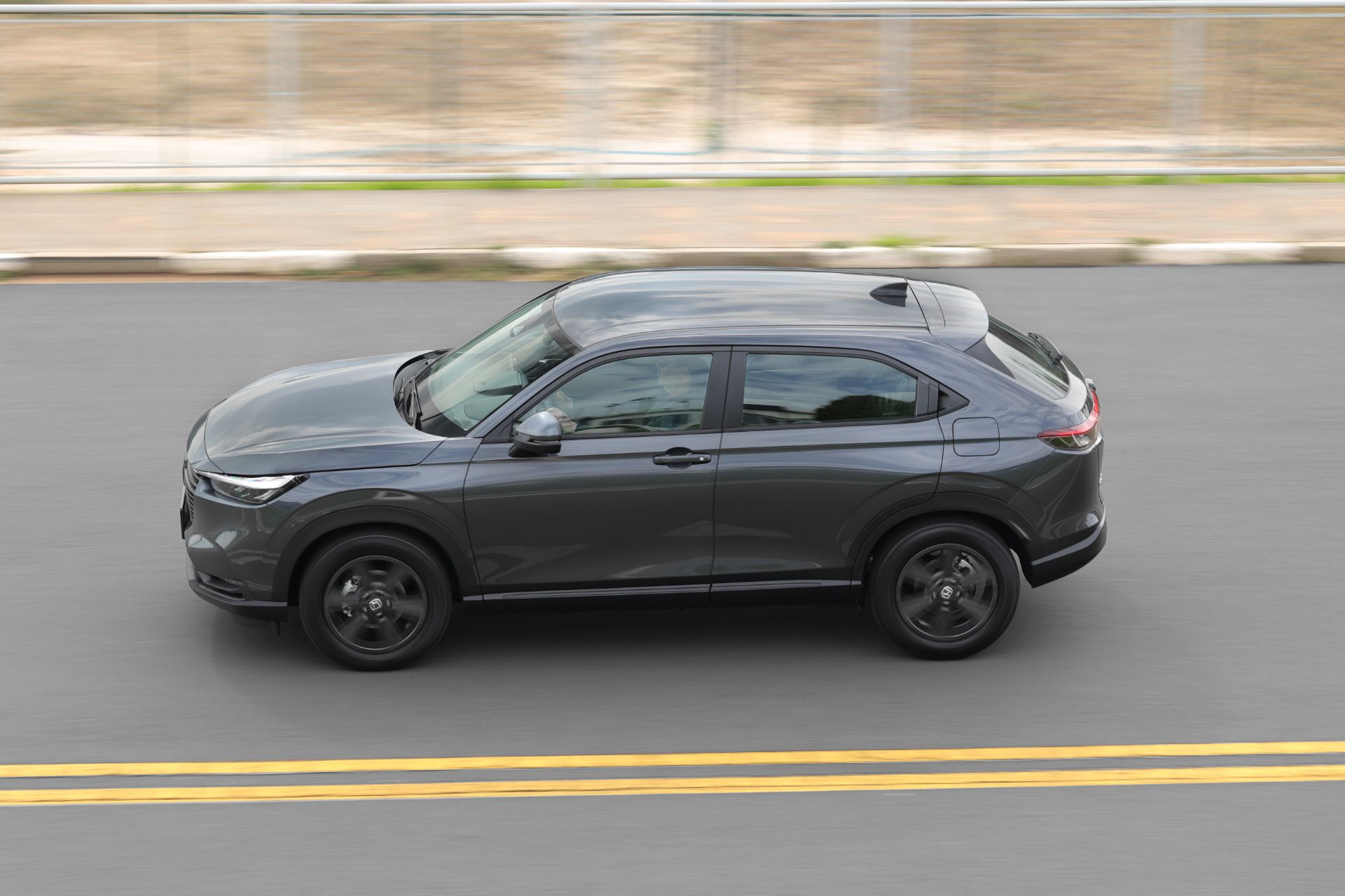 novo_honda_hr-v_exl_na_estrada-4.jpg