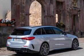 mercedes benz c43 amg estate 2023 traseira