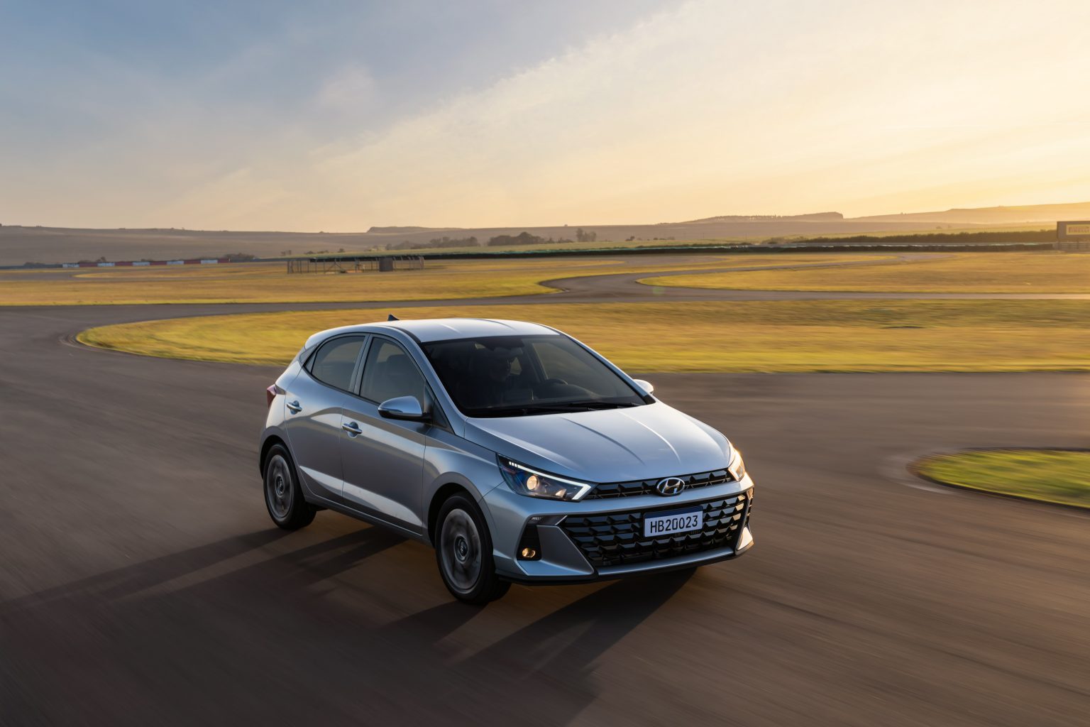 [VÍDEO] Avaliação Hyundai HB20 Platinum Plus 1.0 2023