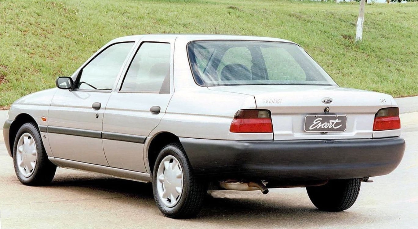 escort sedan 97 divulgacao ford